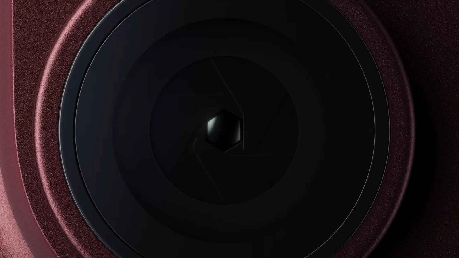 iPhone 18 Pro 48MP Fusion Main camera with six-blade variable aperture, stopped down to show the iris blades